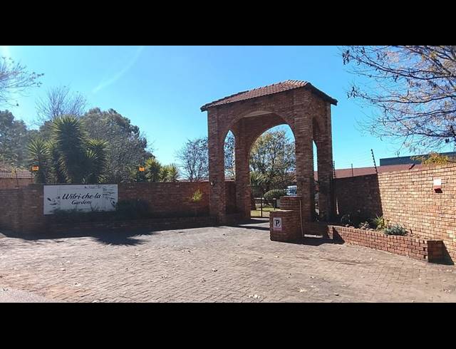 2 BEDROOM APARTMENT FOR SALE IN ROBIN PARK